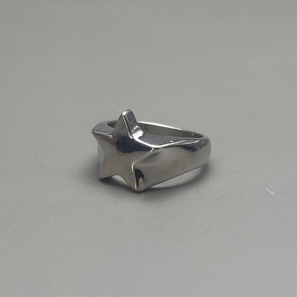 Y2K Vintage Silver Star Ring – Size 8, Unisex, Brand New - Picture 4 of 14